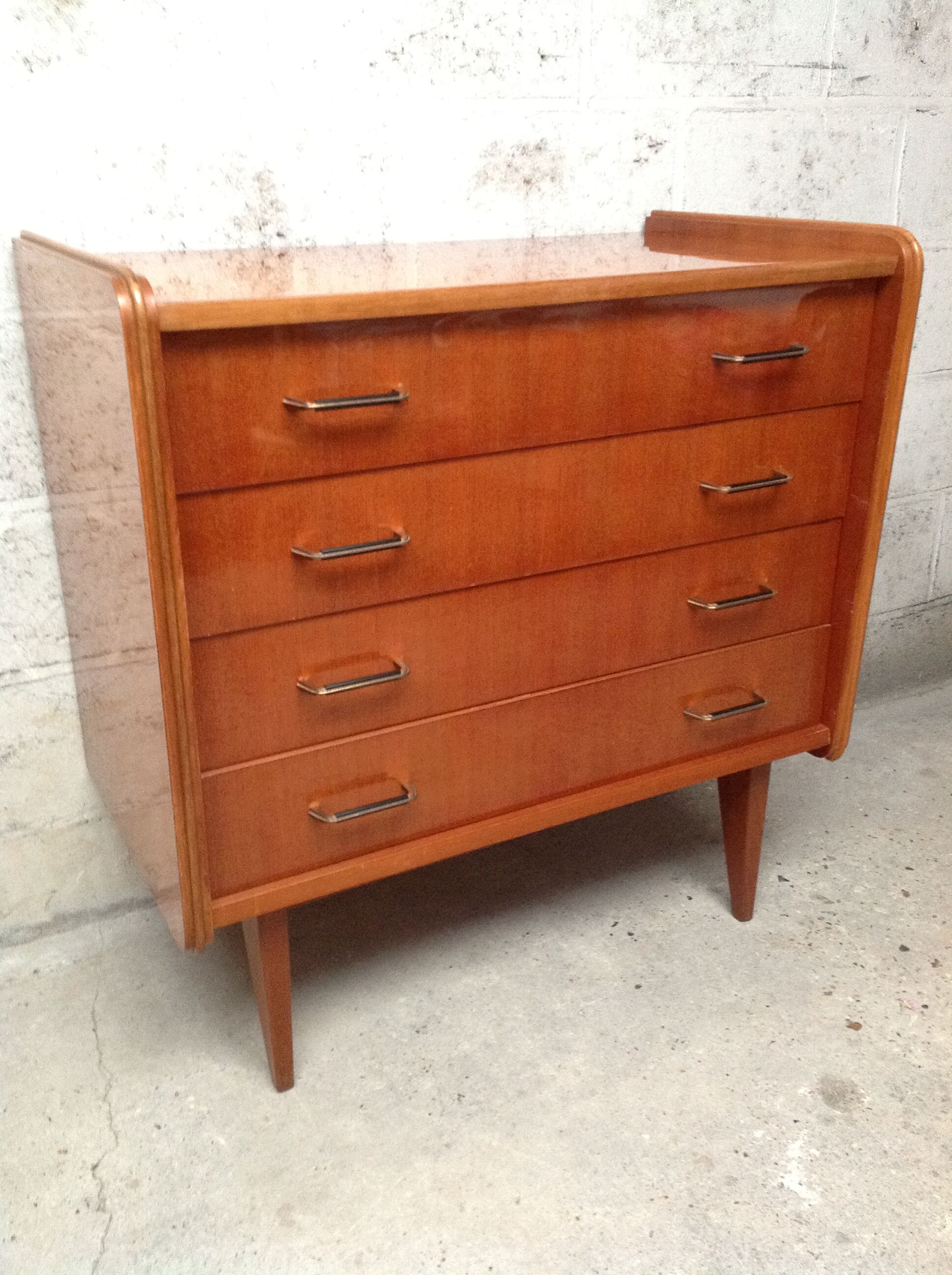 Vintage 60s chest of drawers