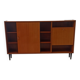 A modernist sideboard of the 1970s.