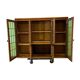 Armoire murale vintage en bois avec vitrail vert