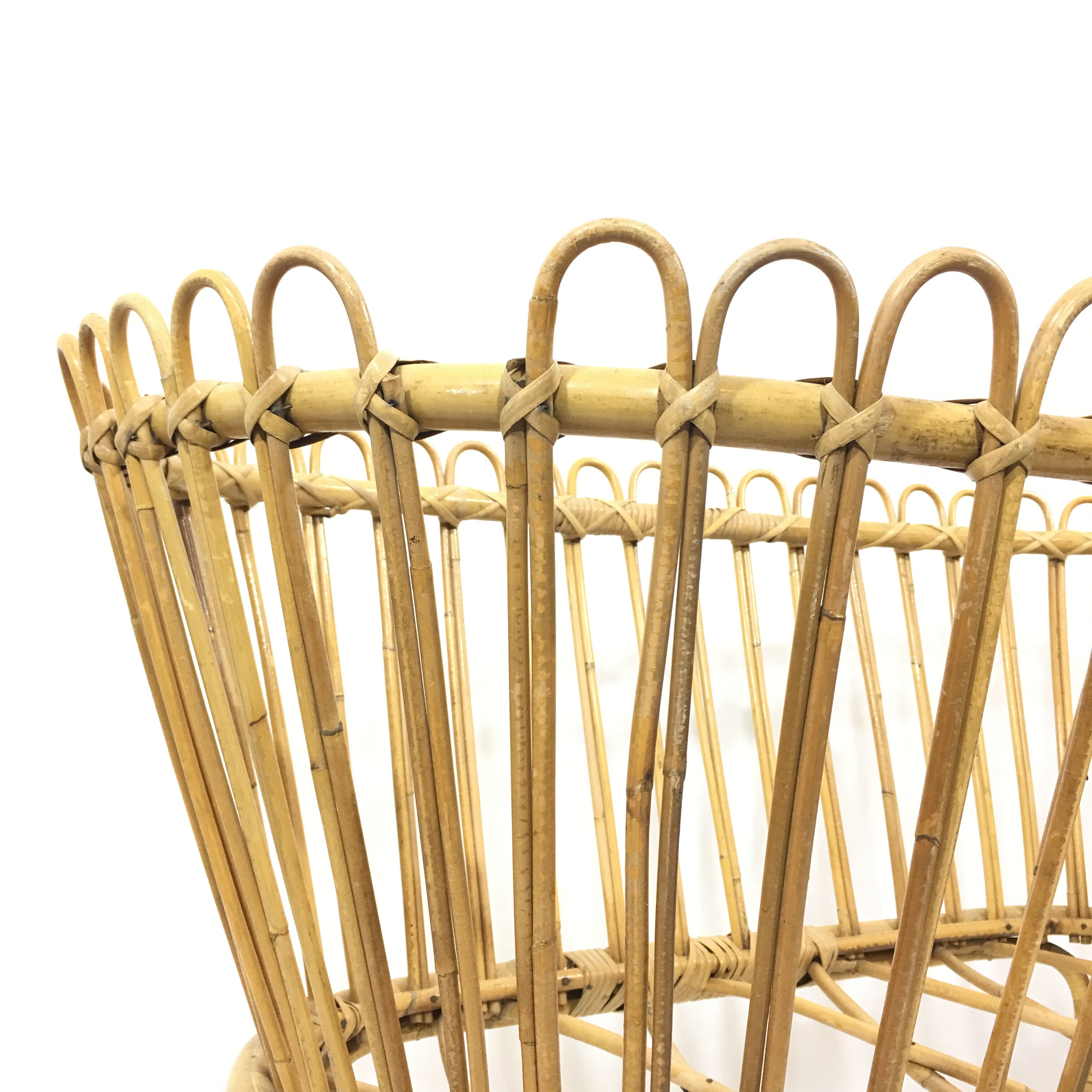 Cradle rattan