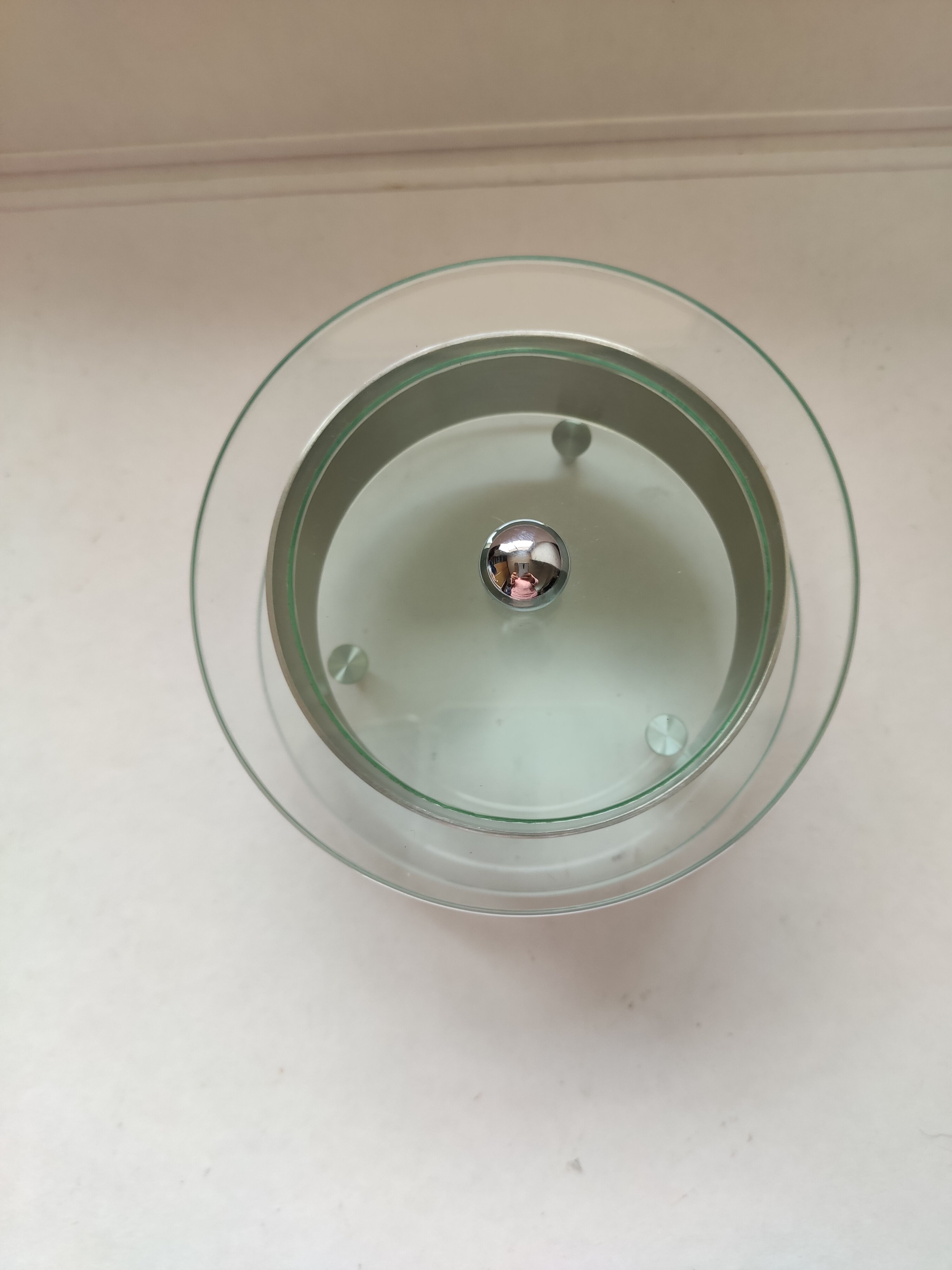 Jewelry box in glass and stainless steel design