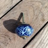 Genuine stoneware door knobs