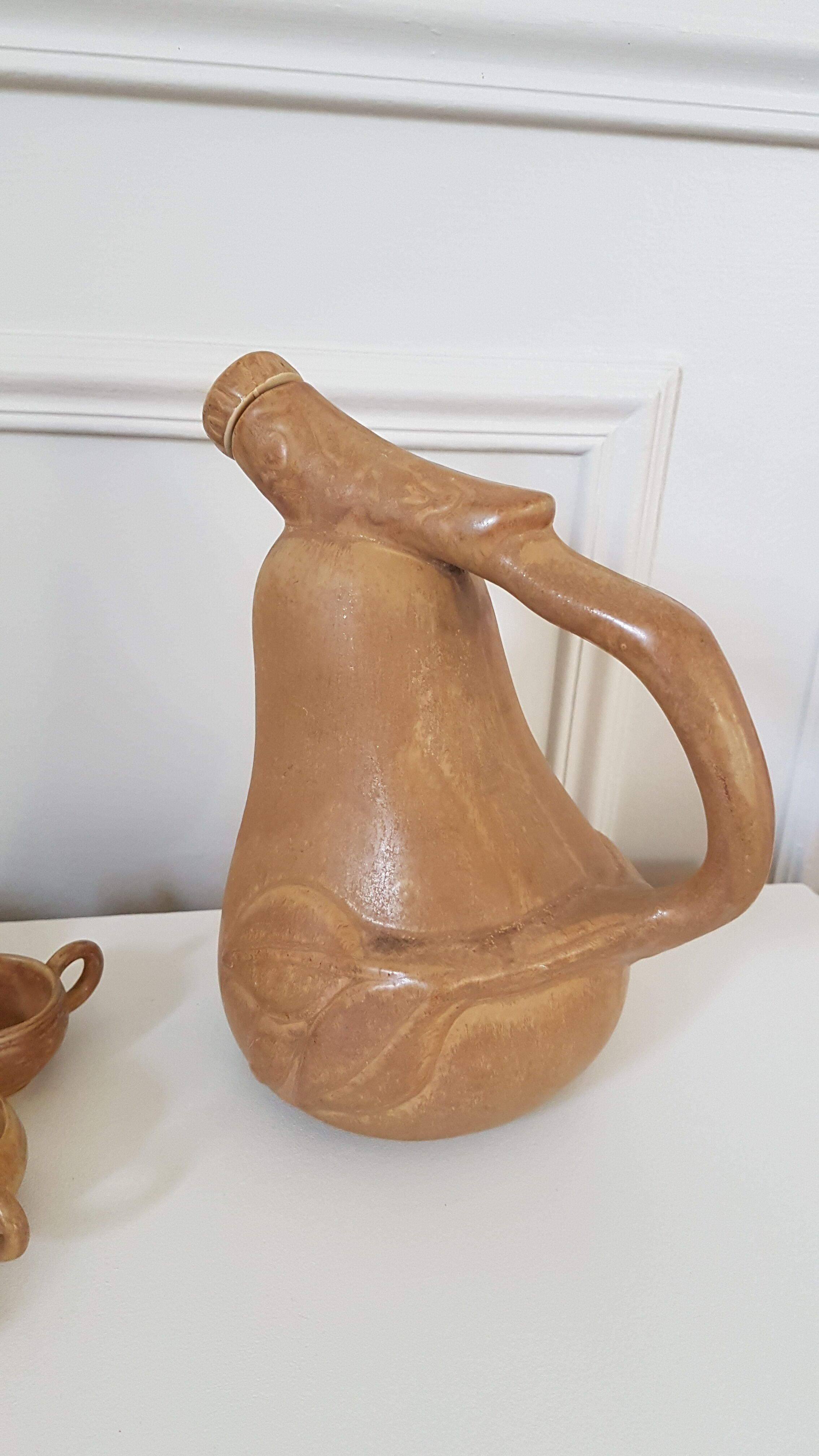 Stoneware liqueur service