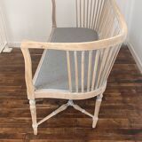 Quaker style bench