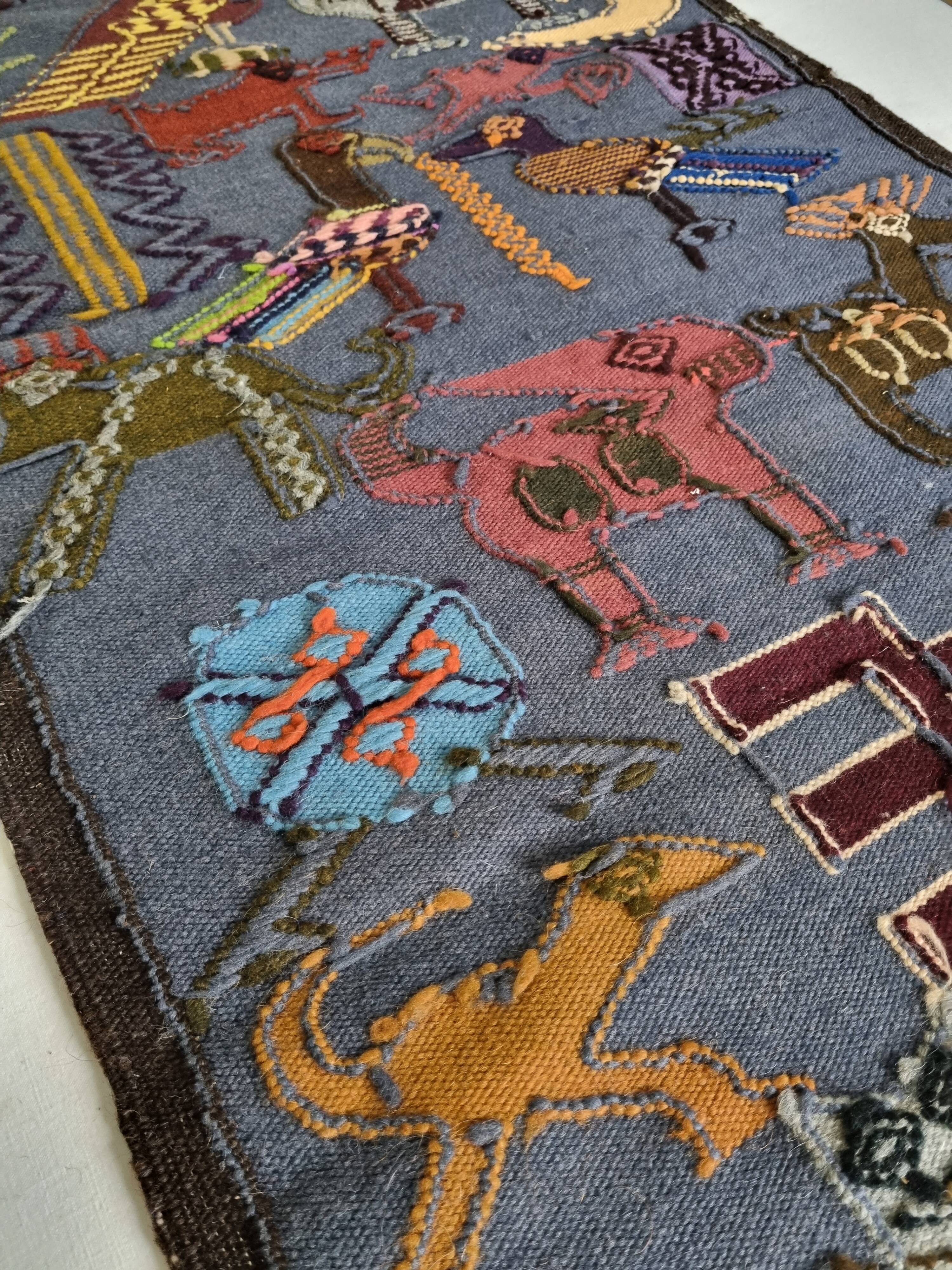 Tapisserie murale péruvienne tissée main, motifs zoomorphes, 120 x 60 cm