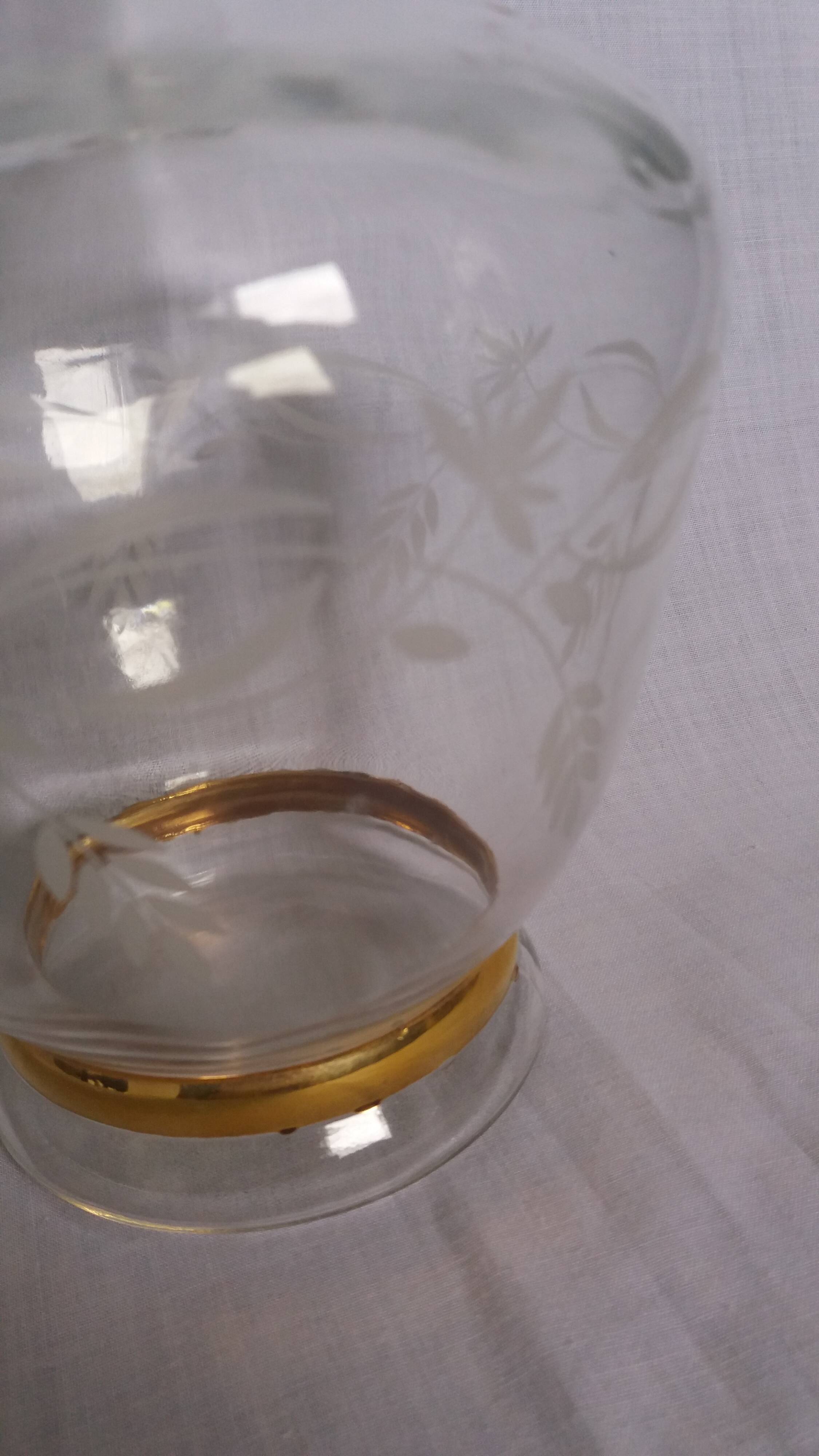 Carafe à liqueur avec bouchon, décor fleurs et dorures