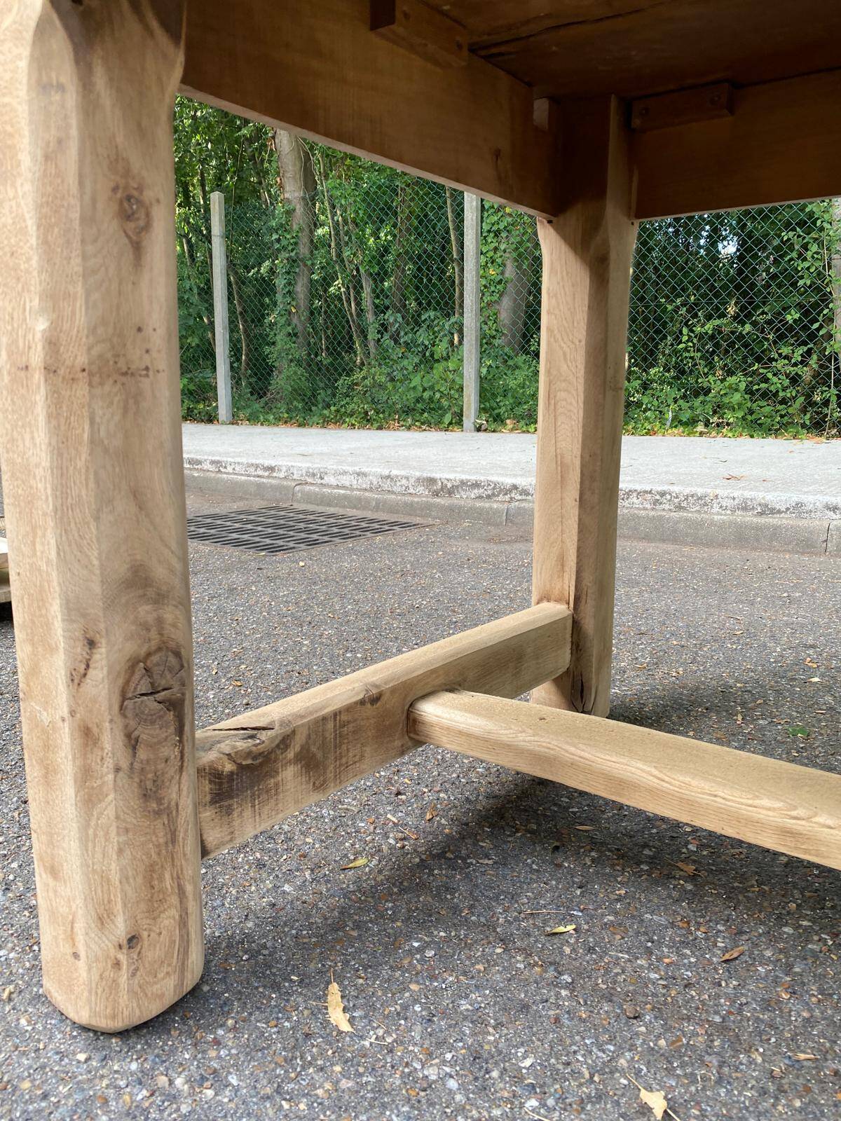 Large extendable farmhouse dining table stripped in solid oak 200-300cm