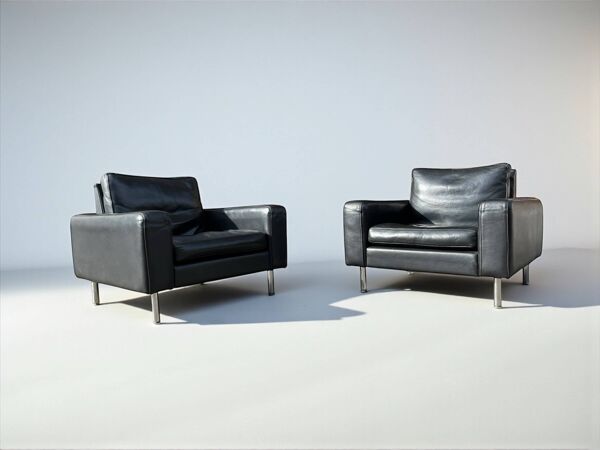 Lot de 2 fauteuils en cuir au design vintage