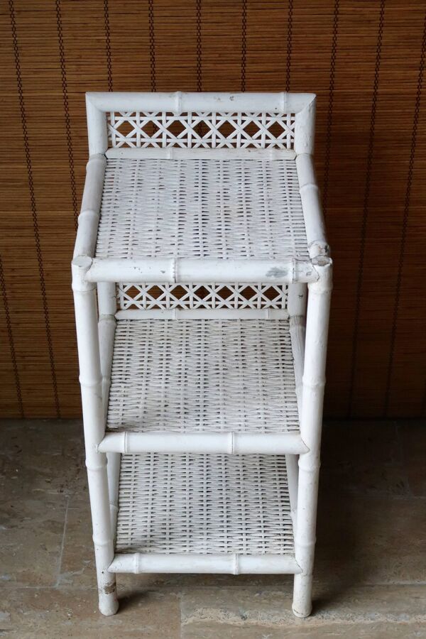 Table d'appoint chevet en rotin blanc années 50