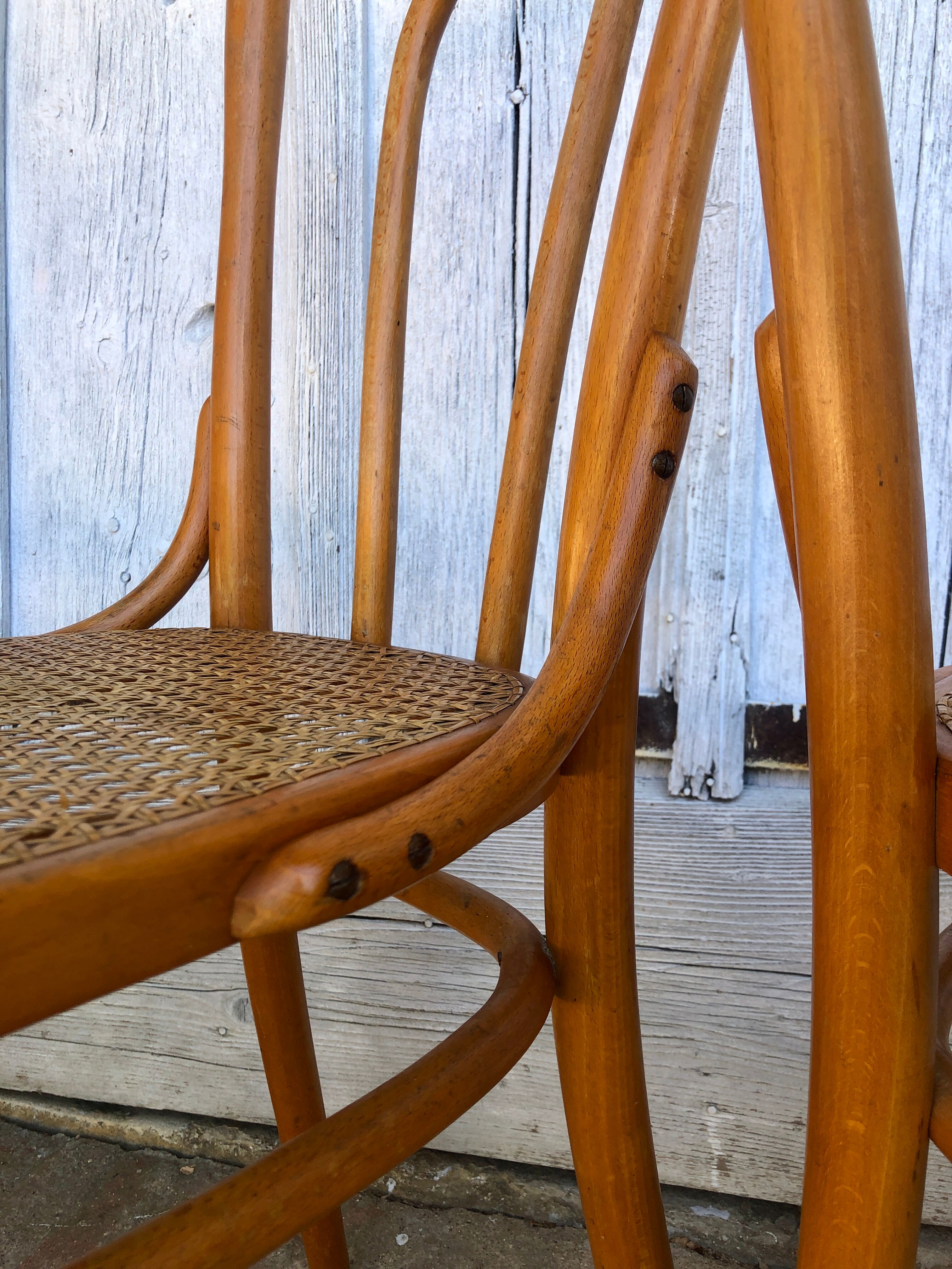 Set de 4 chaises bistrot cannées Baumann