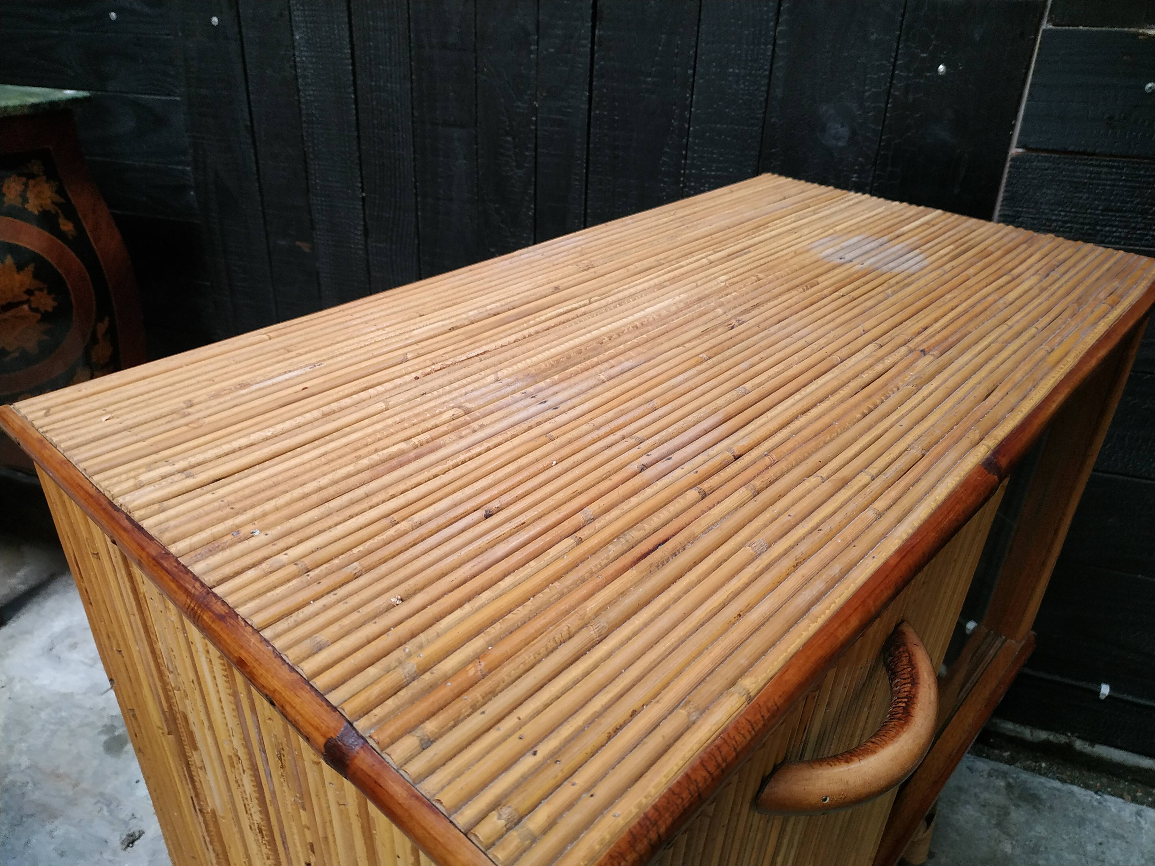 Meuble bar vintage en bambou