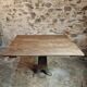 Table ancienne en chêne massif sur piètement en fonte – France, XVIIIe sièc