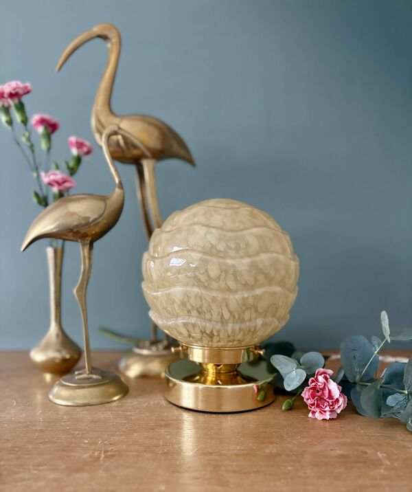 Lampe globe vintage art déco en verre de Clichy jaune