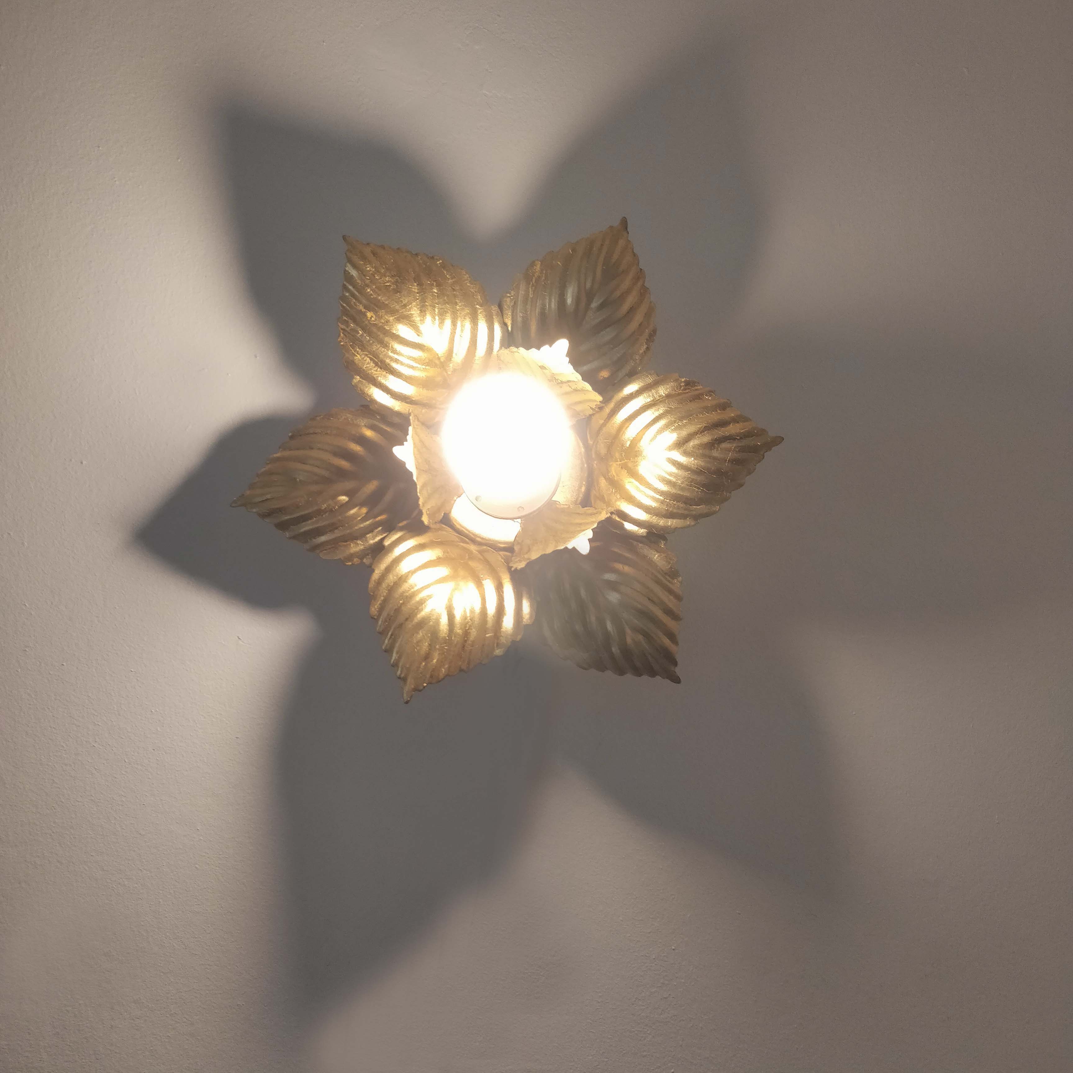 Wall sconce lamp leaves golden metal 30cm
