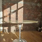 Eero table by KnoLL 1970