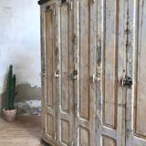 Wooden workshop vestiary