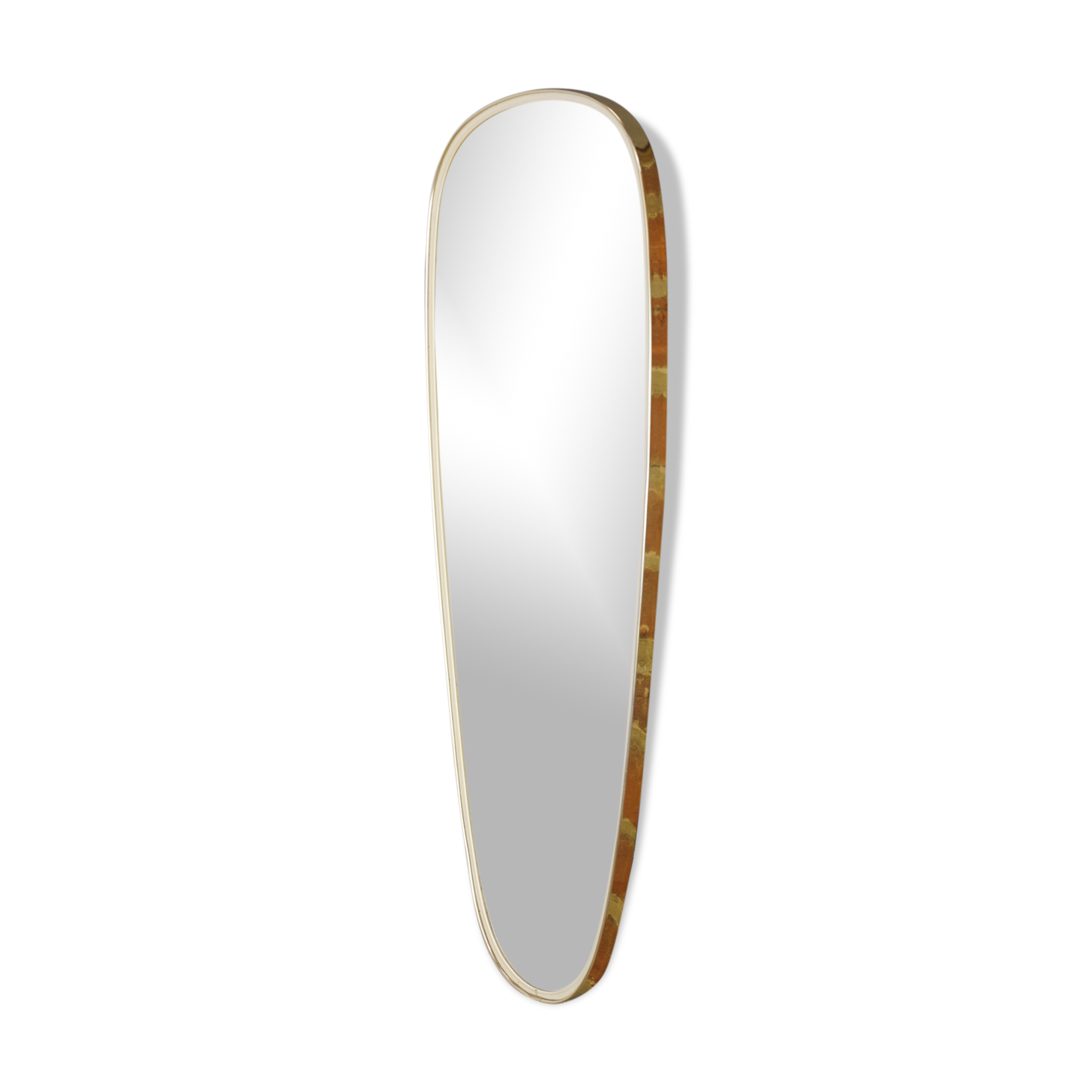 Miroir doré retroviseur et forme libre des années 50 - 78x30cm