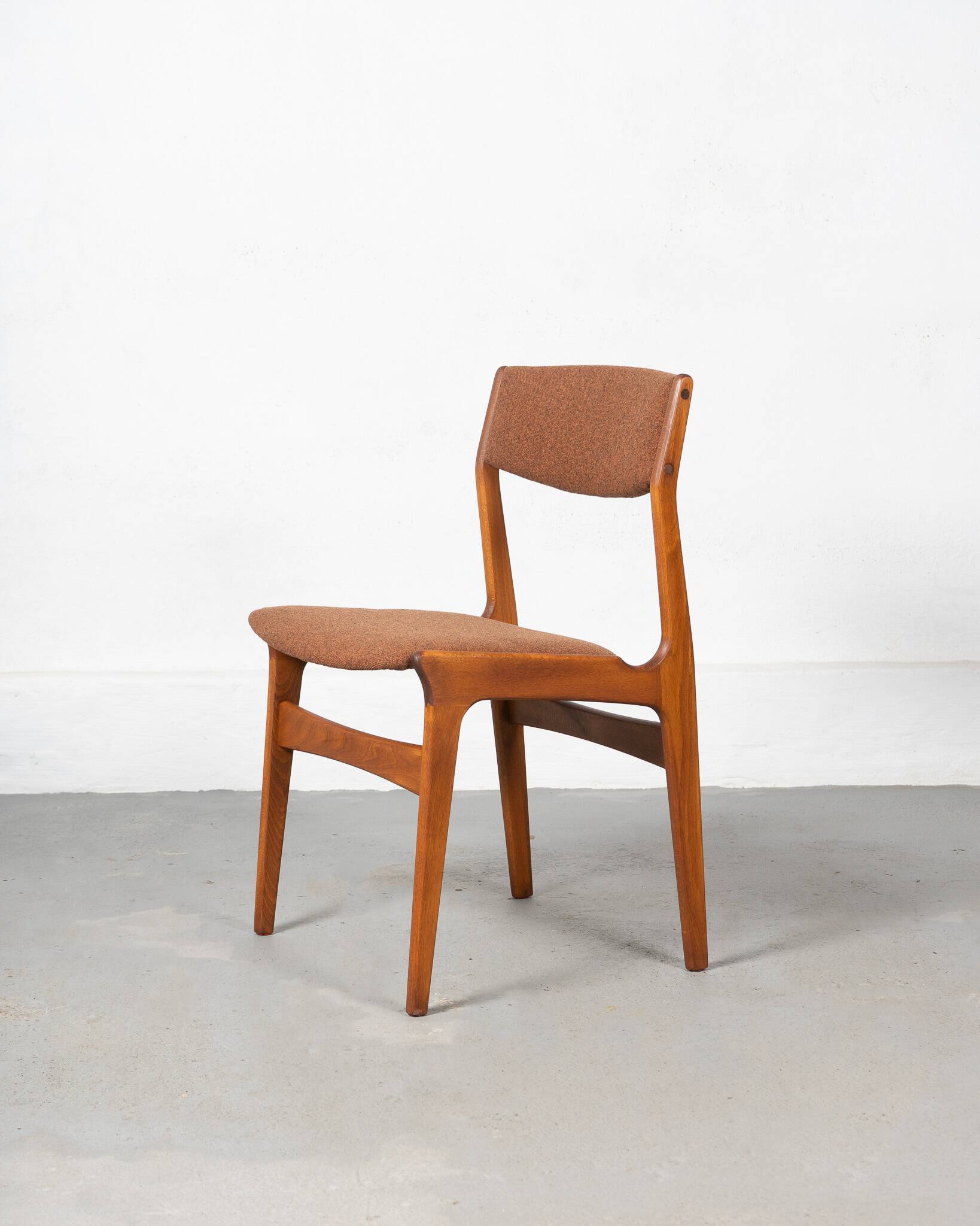 Set of 4 Danish Chairs by Nova Møbler