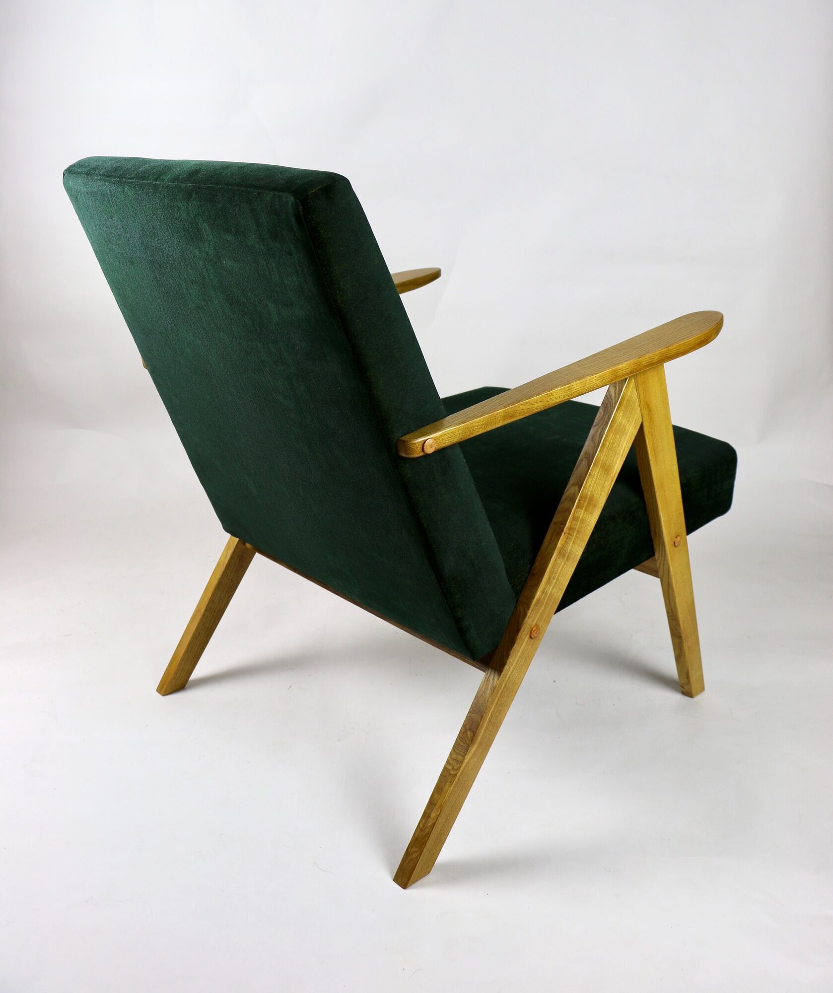 Fauteuil vintage velours verts Var B310 années 1970