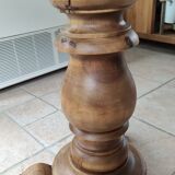 Violin table