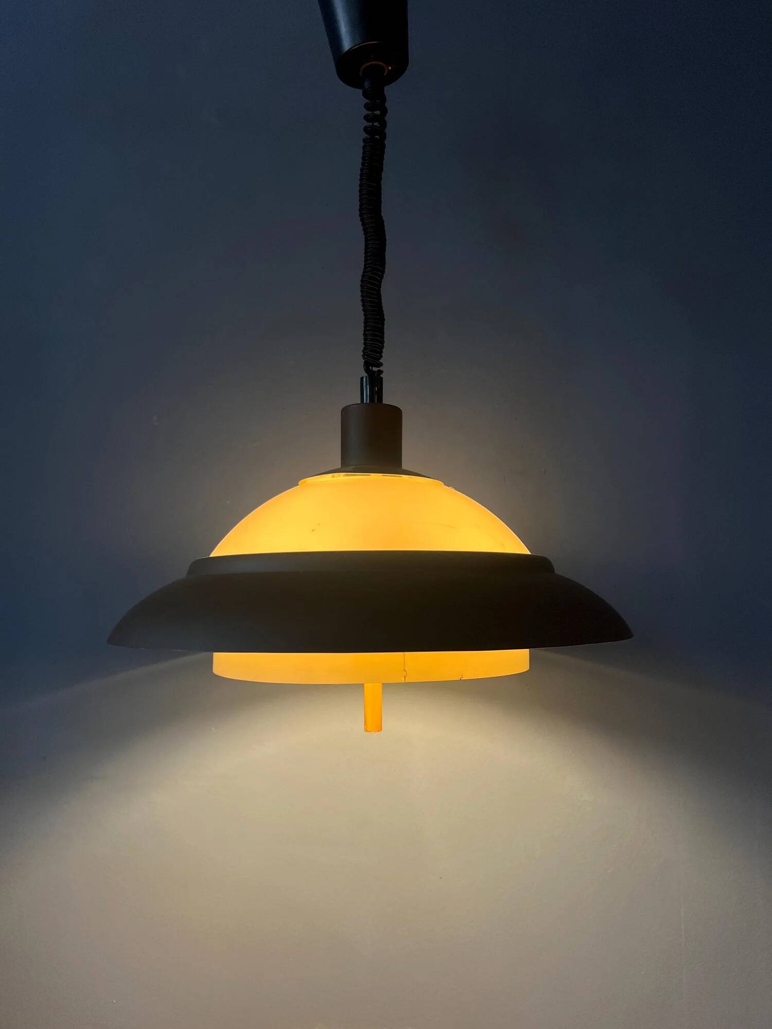 Brown and beige mid-century Dijkstra space age pendant lamp