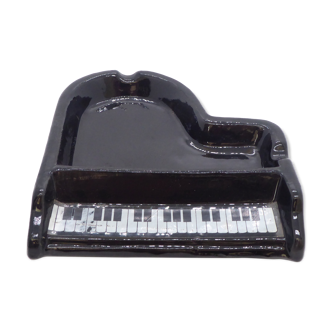 Ashtray piano shape