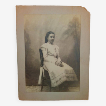 Photographie ancienne à l'albumine, Jeune femme à la longue tresse, Fin du XIXe siècle