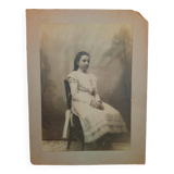 Photographie ancienne à l'albumine, Jeune femme à la longue tresse, Fin du XIXe siècle
