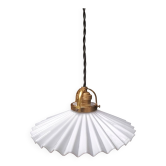 Opaline pendant light