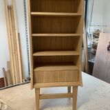 Bibliothèque avec tiroir