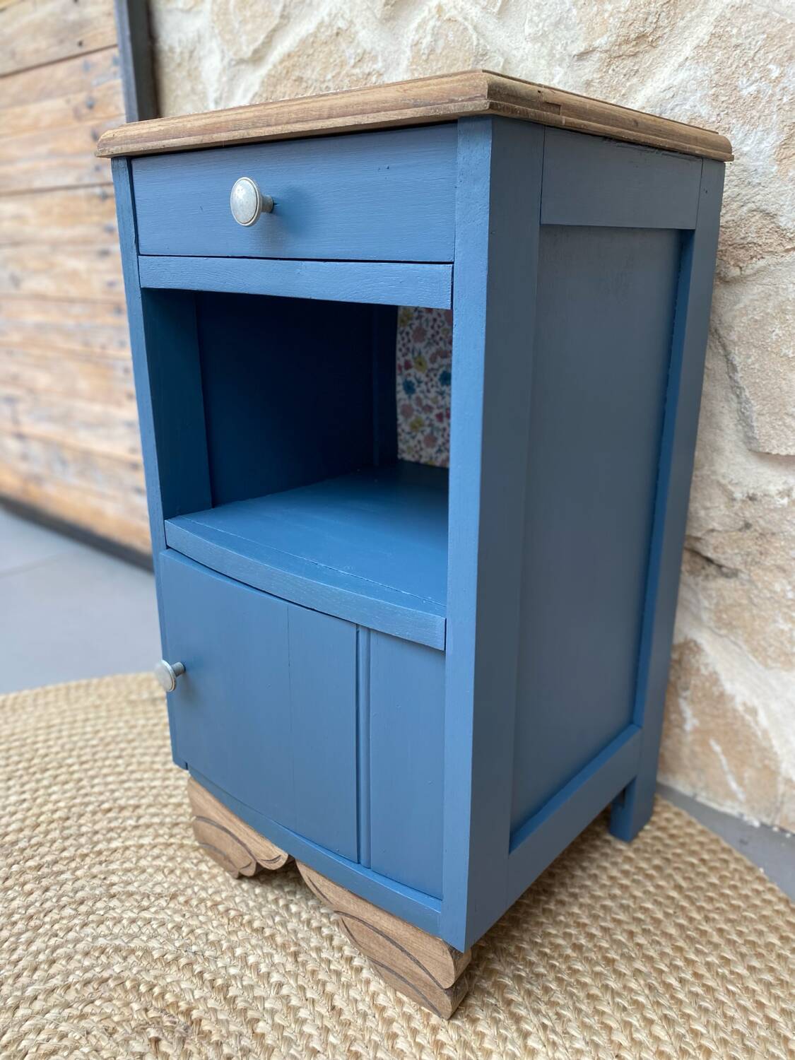 Table de chevet bleu denim