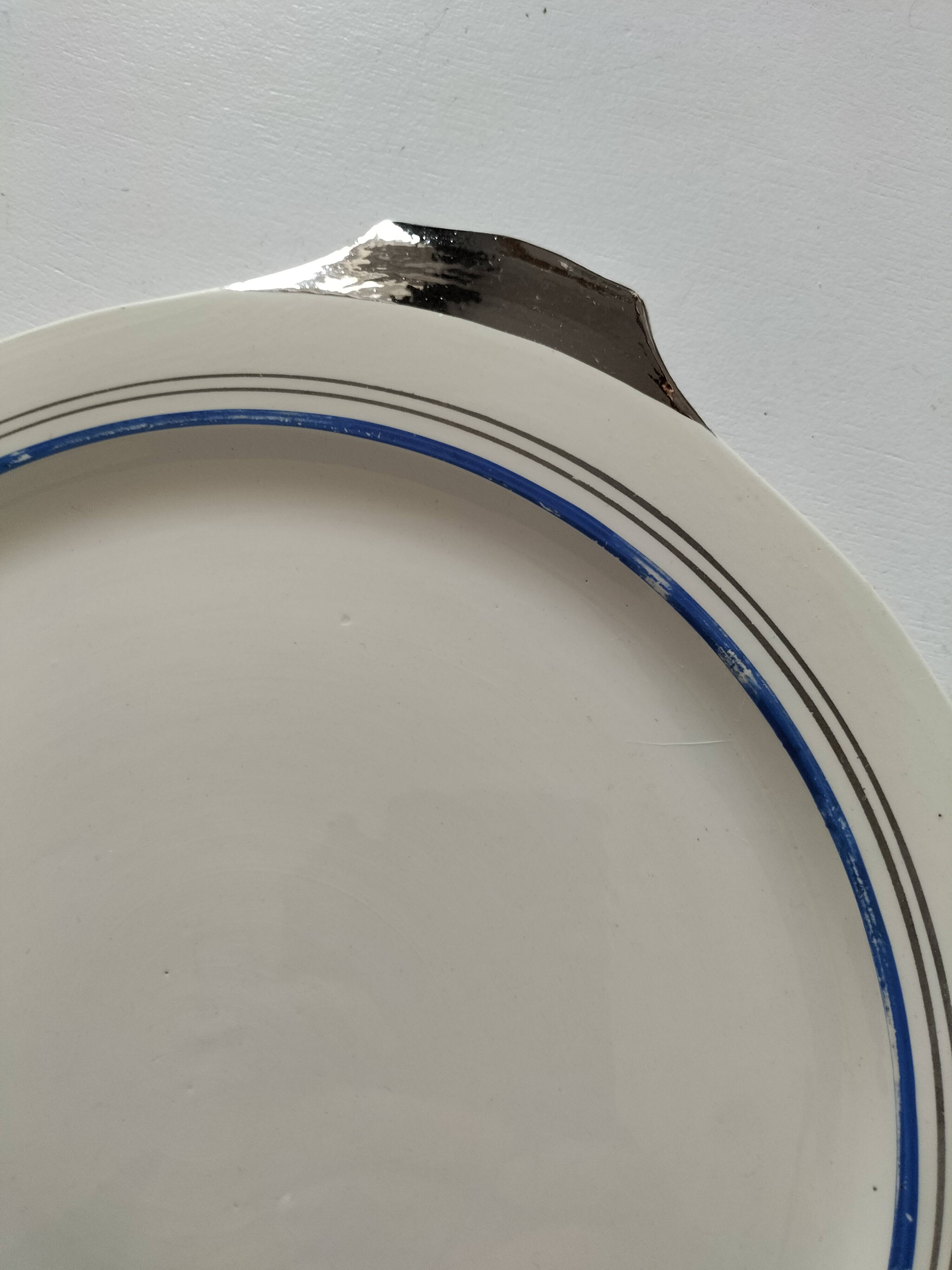 Small Boch La Louvière Art Deco dish