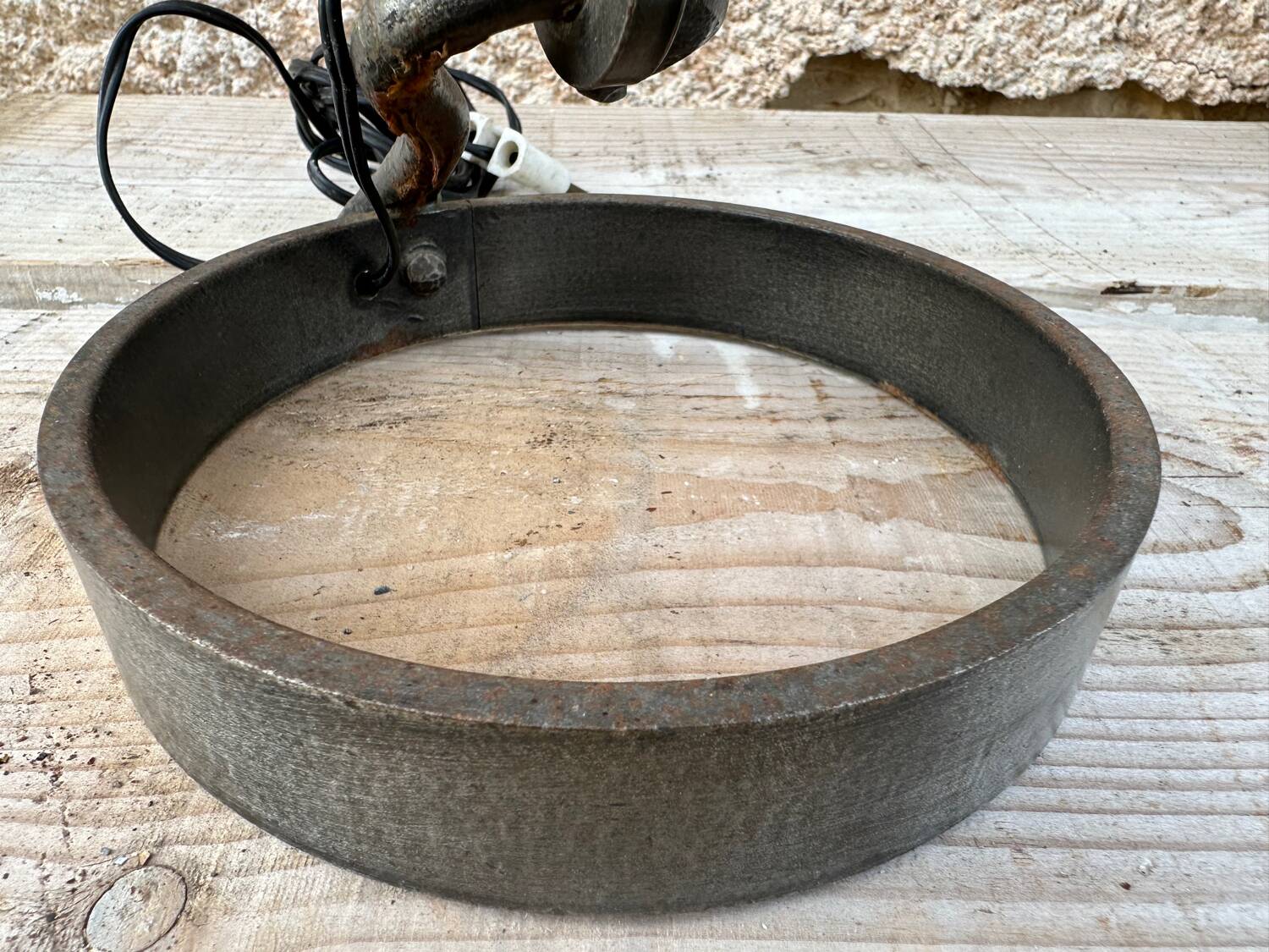 Brutalist lamp