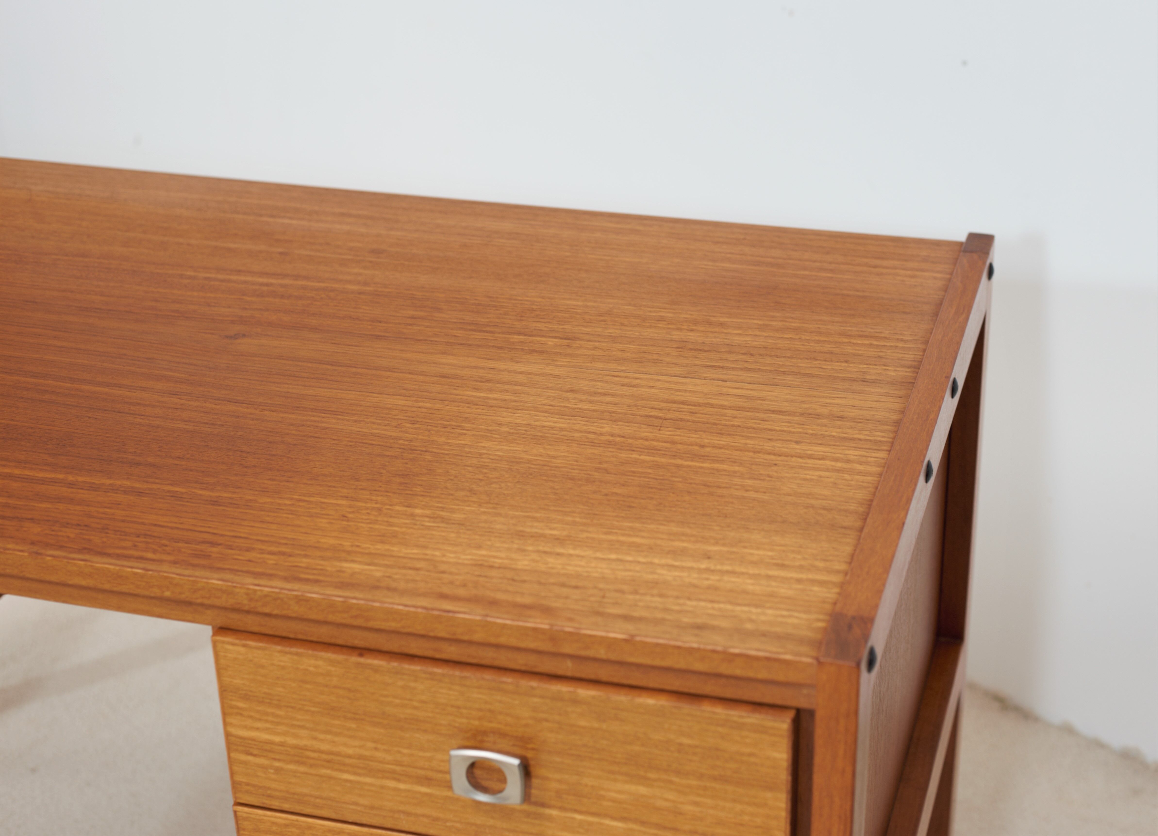 Danish office in teak