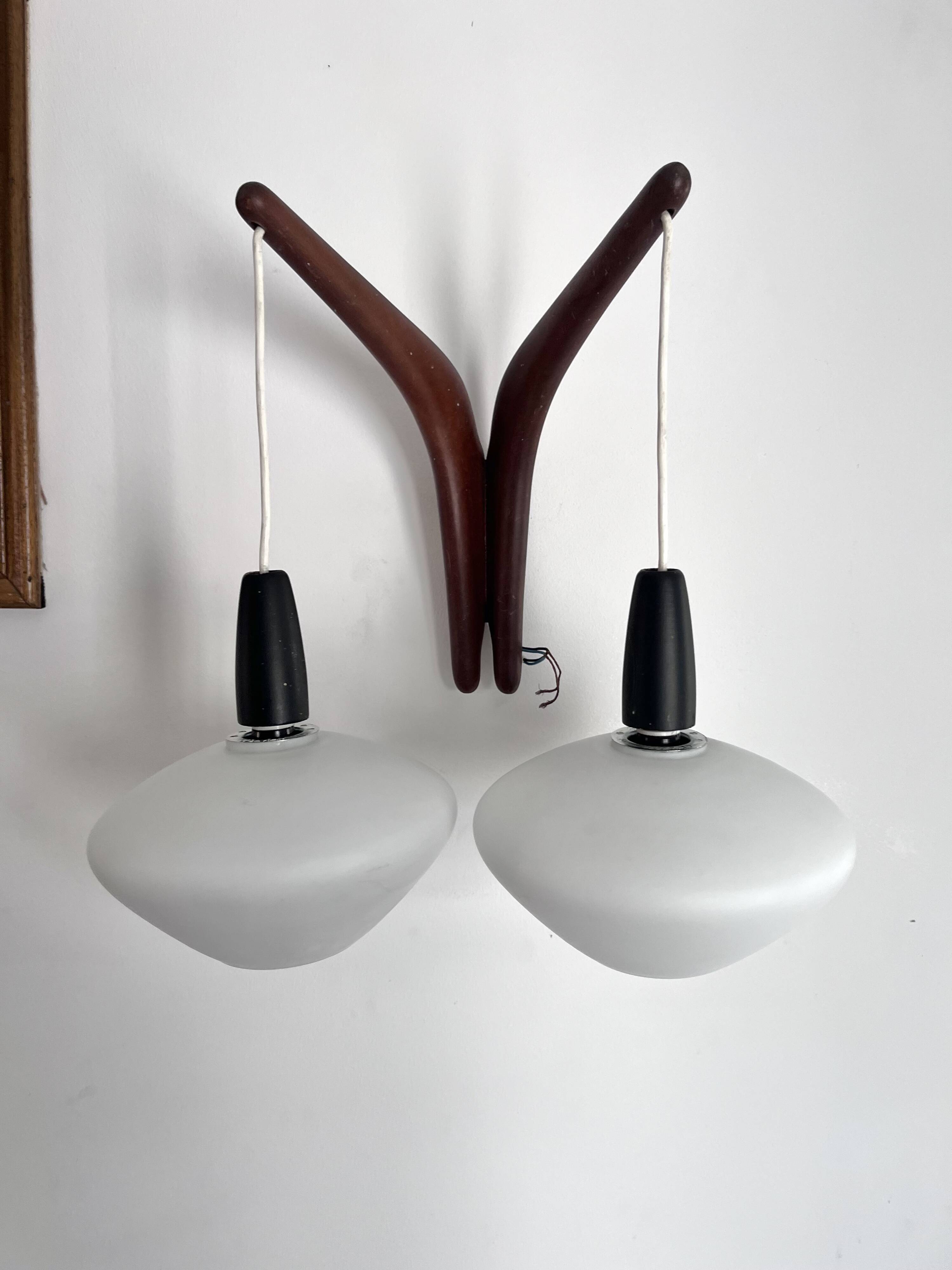 Scandinavian double wood opaline wall light Rispal