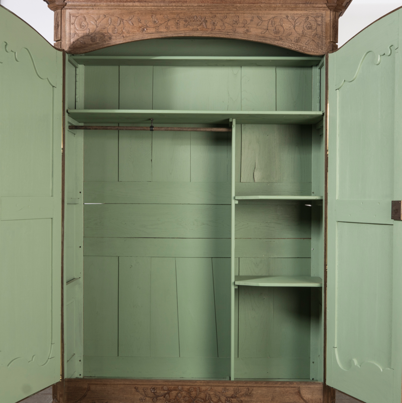 Antique wedding wardrobe