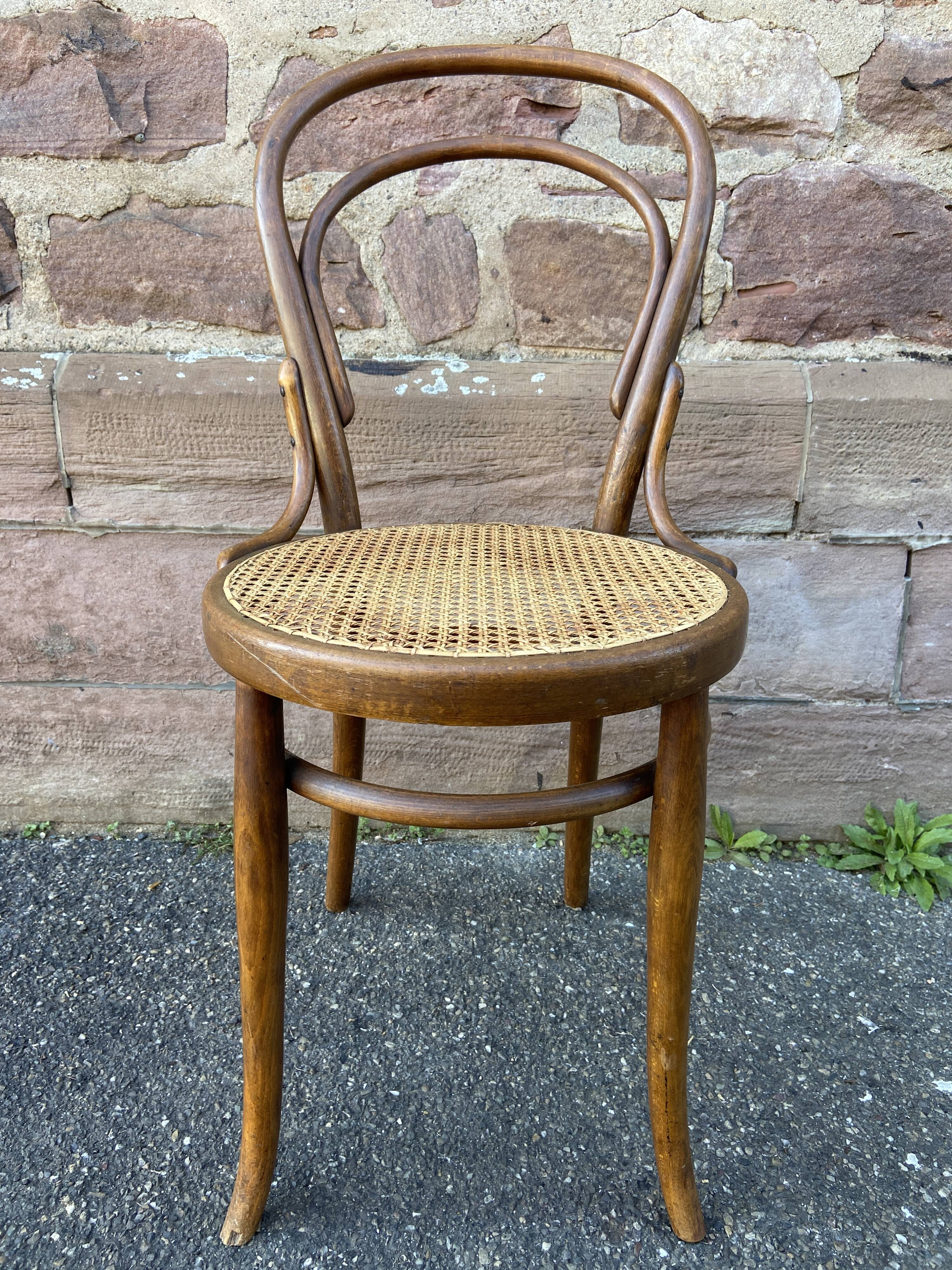 Viennese bistro chair bentwood Nr 14