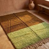 Handmade wool rug 250cm x 150cm