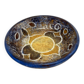 Ceramic bowl by Bernard Buffat