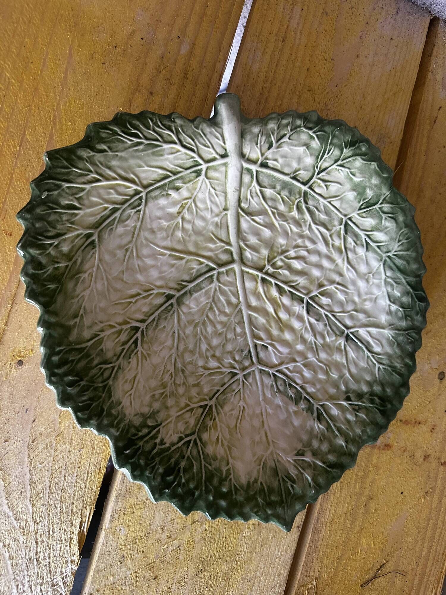 Empty Pocket / Basket / Ceramic Dish Barbotine Cabbage Leaf signed GV