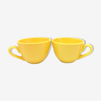 Set of 2 cups in mustard yellow ceramic