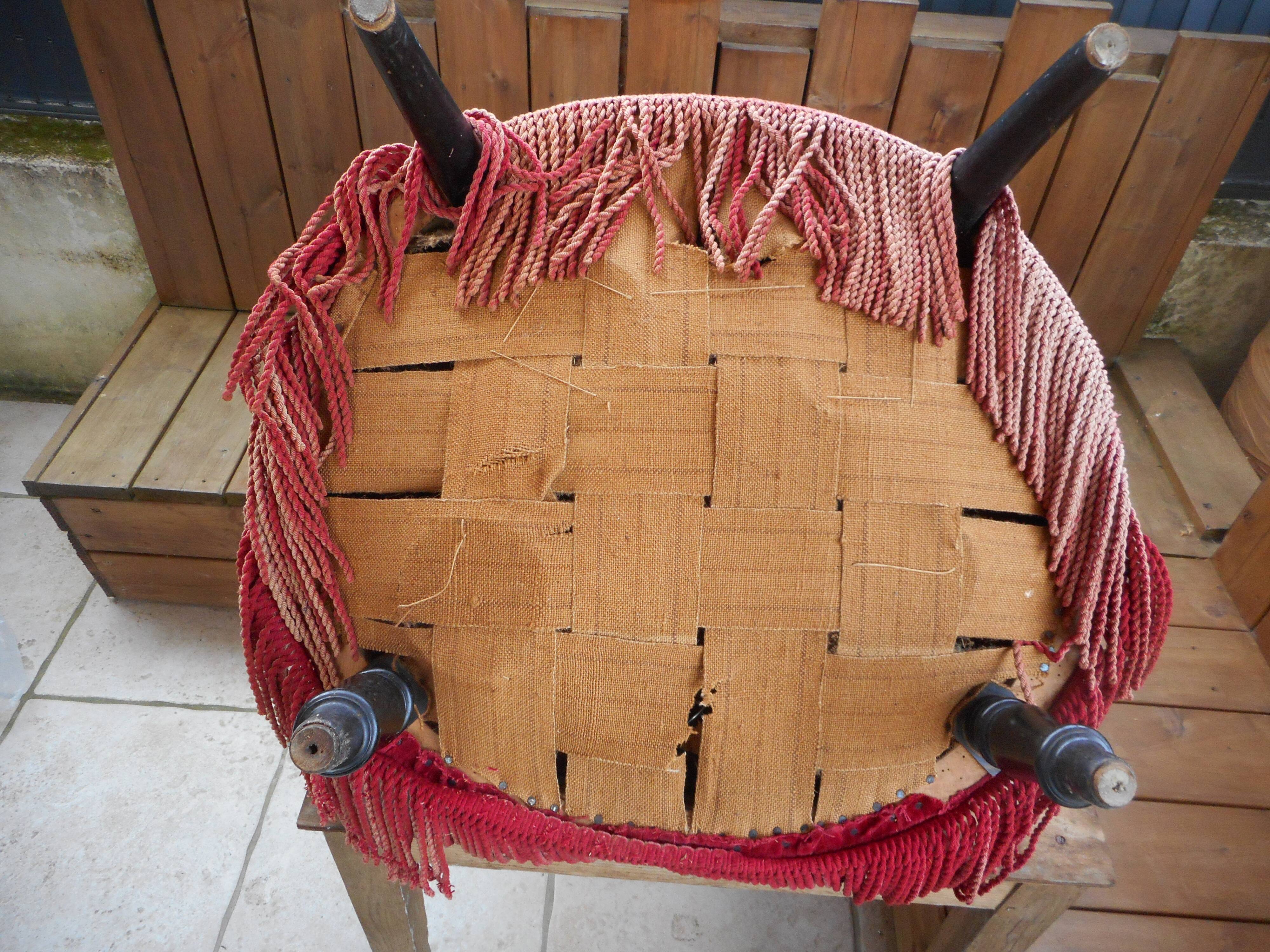 Retro Toad armchair in pink velvet