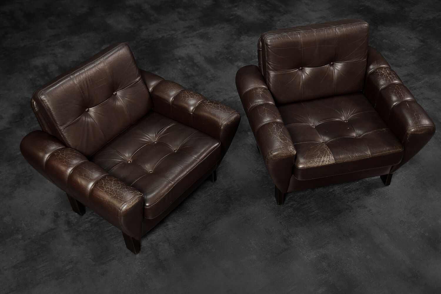 Vintage Mid-Century Modern Brown Leather Heart-shaped Lounge Chair, 1960s, Set of 2