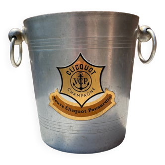 Champagne bucket (veuve clicquot)