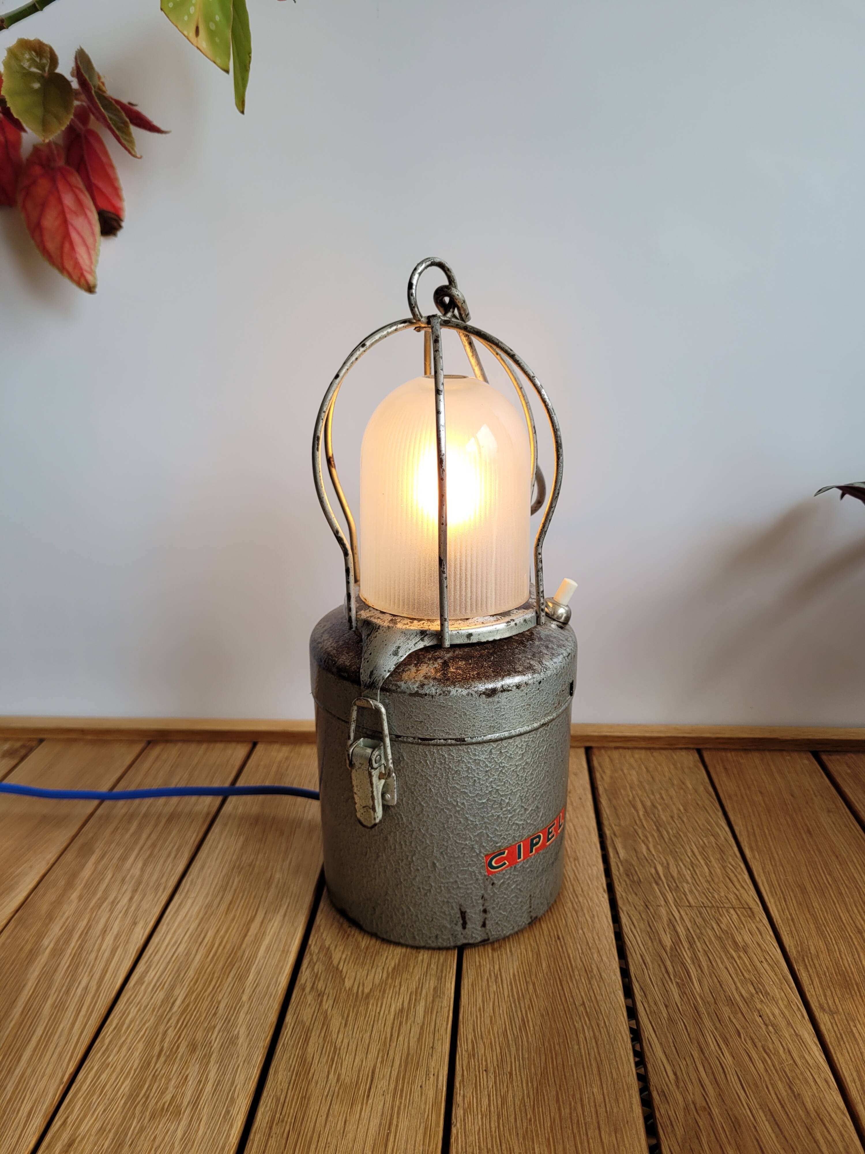 Cipel portable workshop lamp 1950