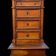 Antique kneeler with 4 drawers, Italy, early 18th century