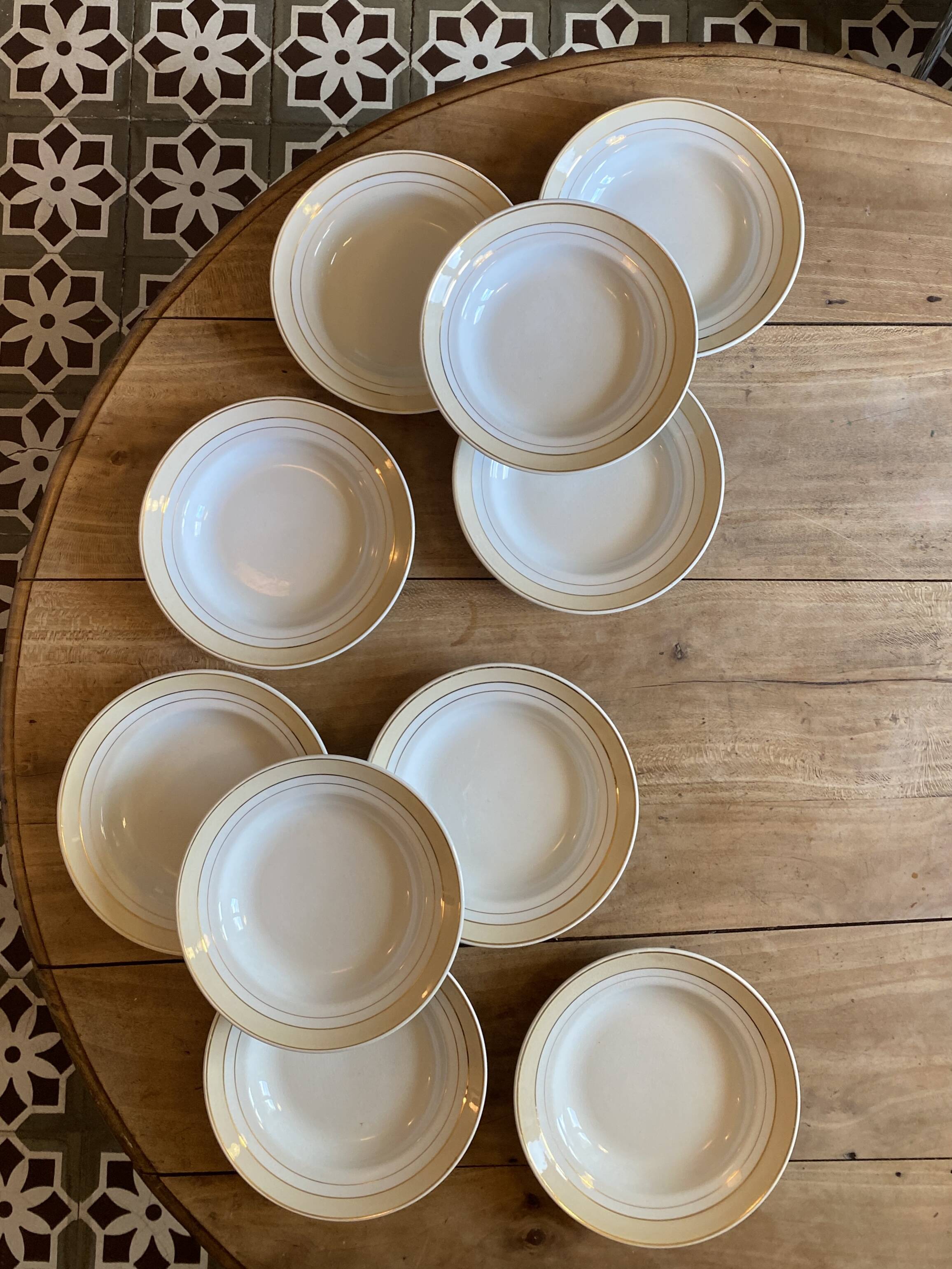 Lot of 10 vintage hollow plates - Lunéville -