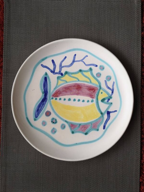 Assiette en céramique émaillée décor poisson - Gérard Hofmann - Vallauris - Années 1950