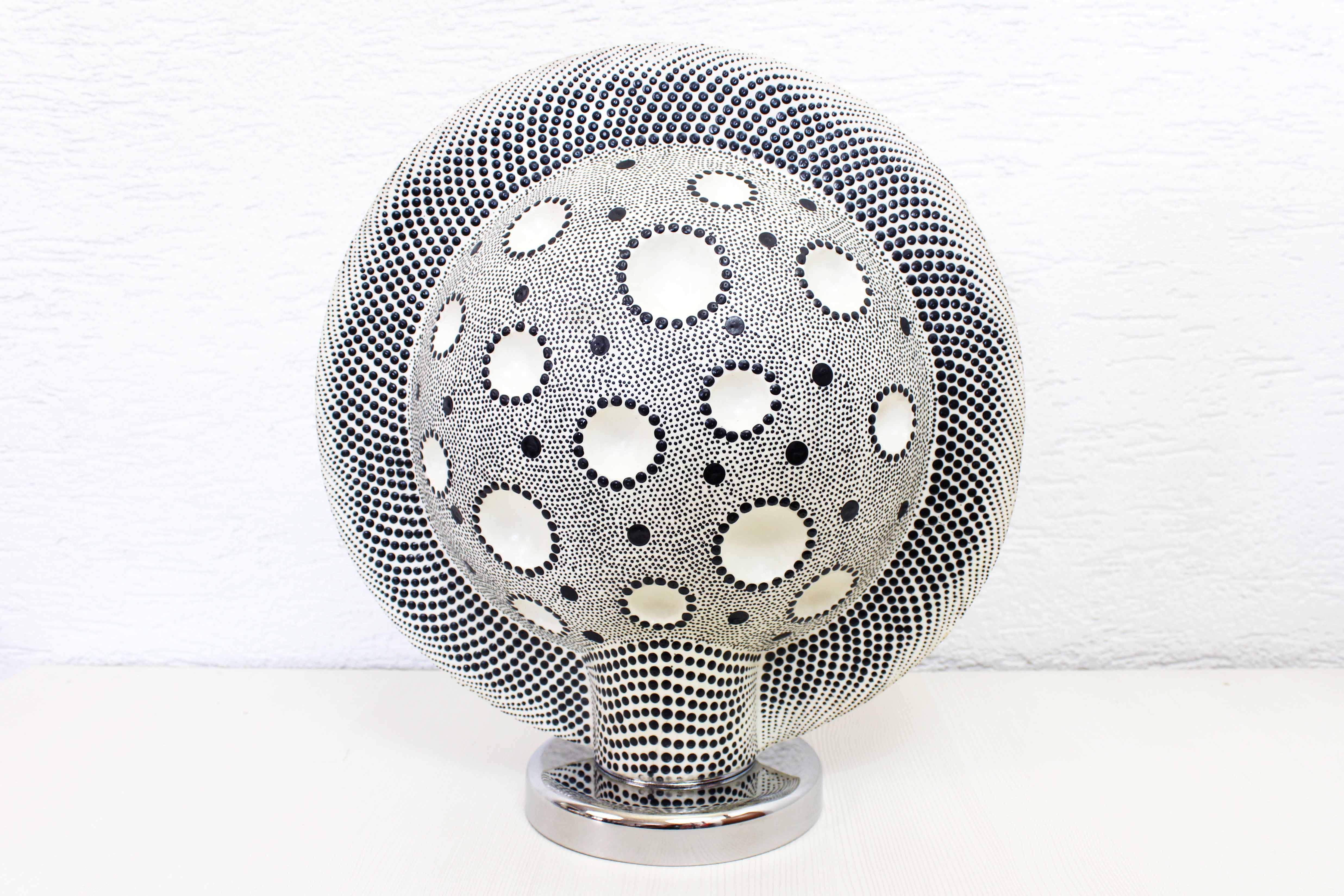 Table lamp space age