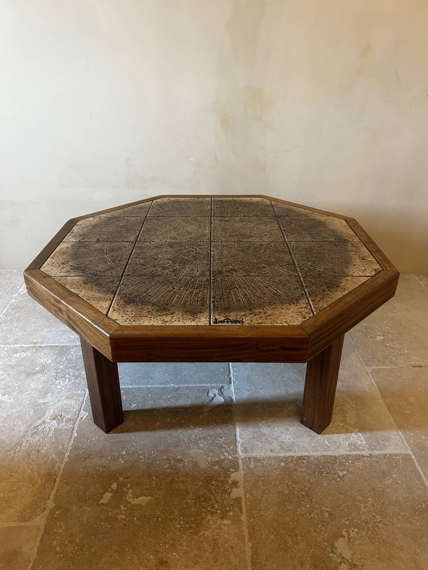 Jean d'Asti coffee table – Rare octagonal model